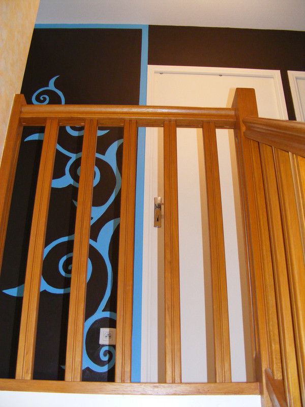 Décoration murale sur un palier 